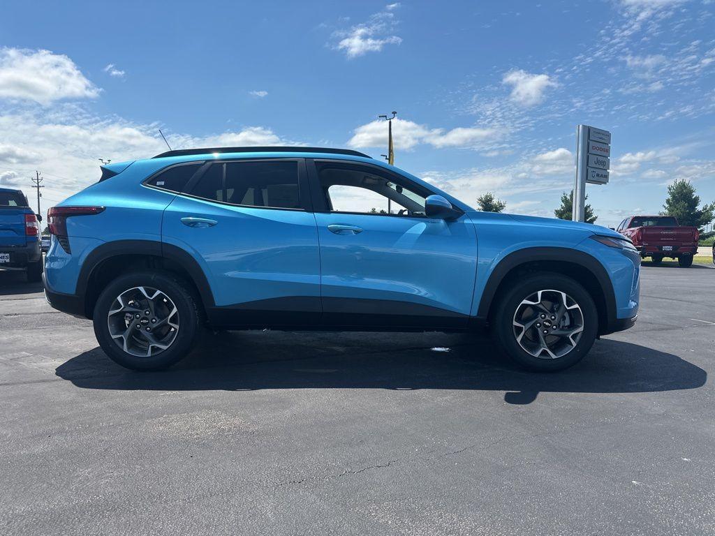 new 2025 Chevrolet Trax car, priced at $25,085