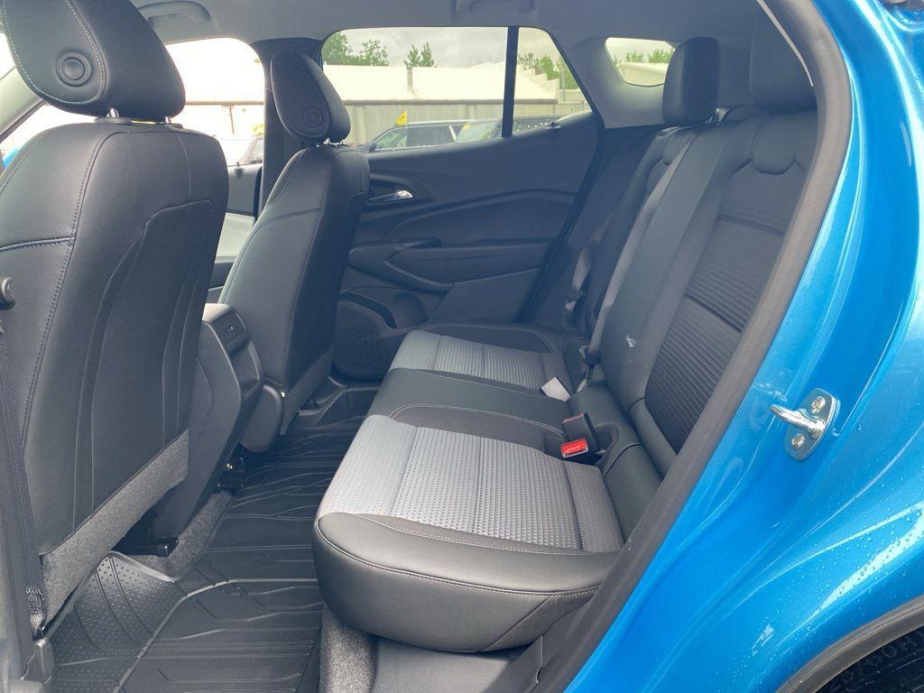 new 2025 Chevrolet Trax car, priced at $25,225