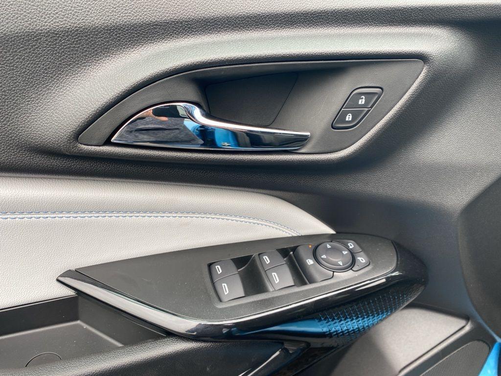 new 2025 Chevrolet Trax car, priced at $25,225