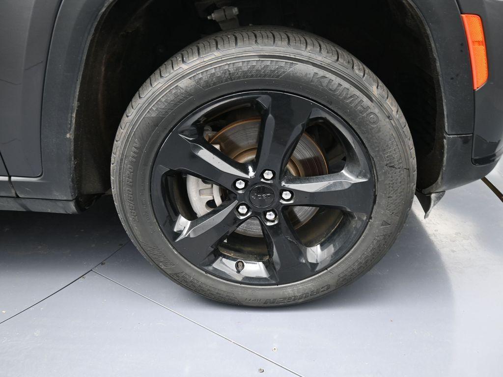 used 2023 Jeep Grand Cherokee L car