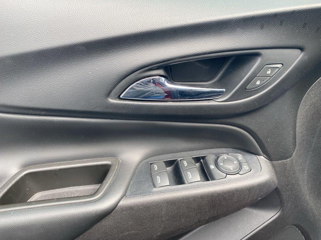 used 2018 Chevrolet Equinox car, priced at $15,241