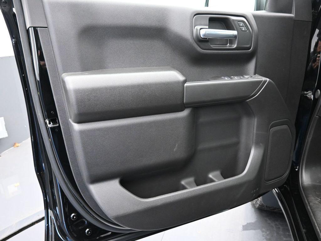new 2025 Chevrolet Silverado 1500 car, priced at $50,515