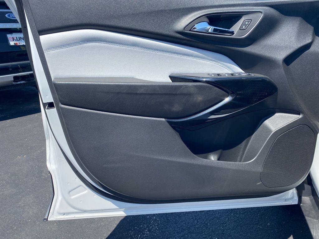 new 2025 Chevrolet Trax car, priced at $25,485