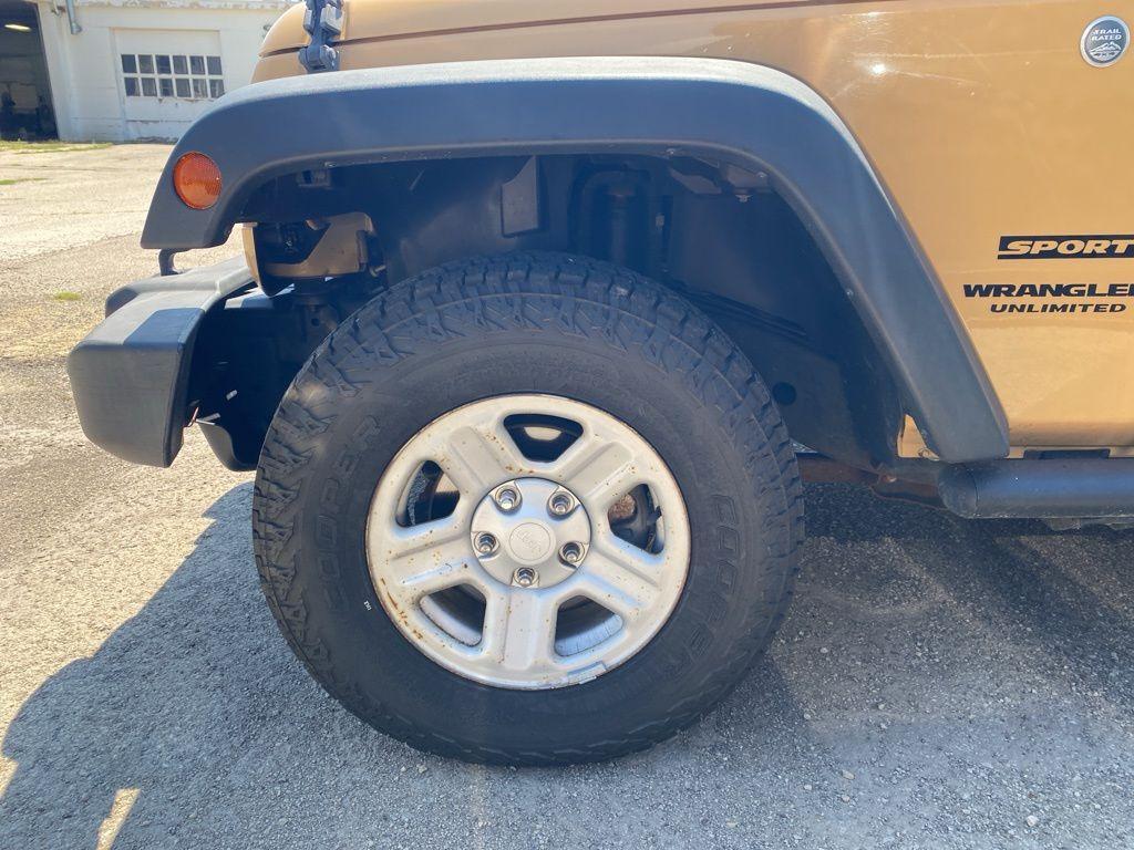 used 2014 Jeep Wrangler Unlimited car, priced at $19,874