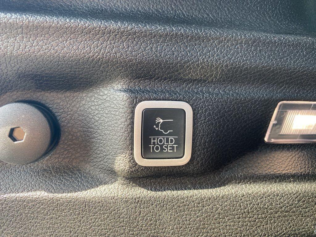 used 2024 Jeep Grand Cherokee L car, priced at $31,976