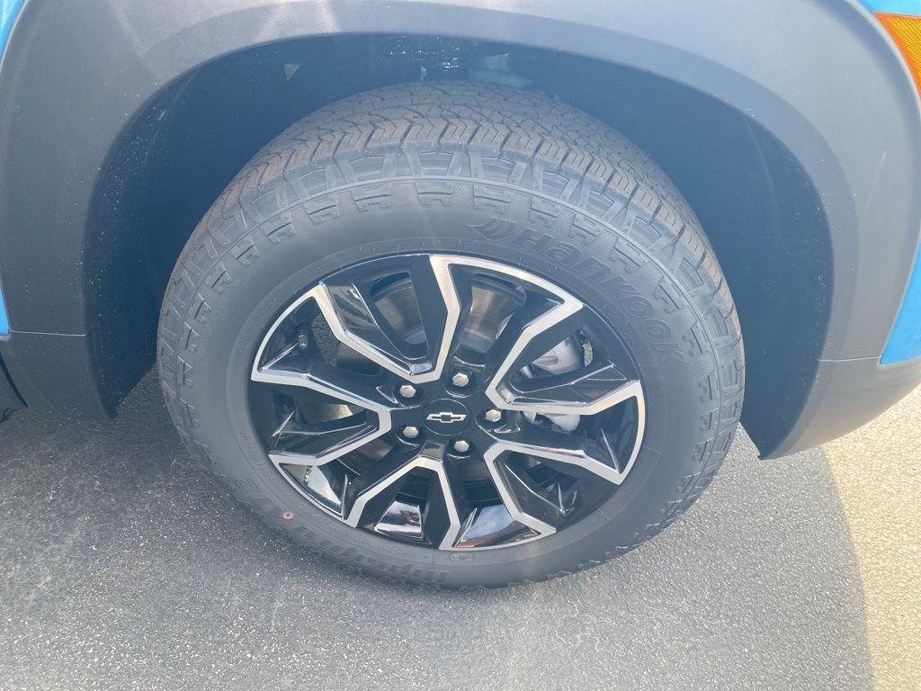 new 2026 Chevrolet TrailBlazer car, priced at $33,180