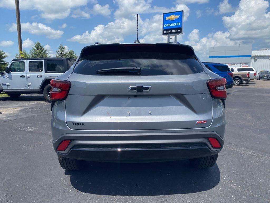 new 2025 Chevrolet Trax car, priced at $25,790