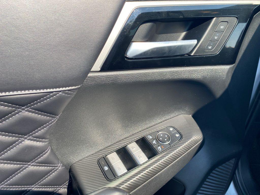 used 2023 Mitsubishi Outlander car, priced at $26,314