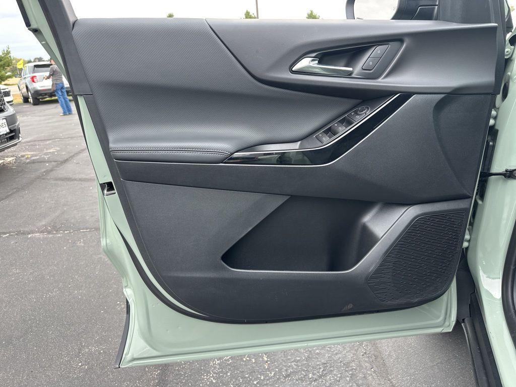 new 2026 Chevrolet Equinox car, priced at $30,820