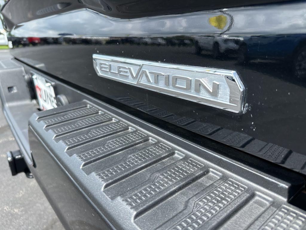 used 2021 GMC Sierra 1500 car, priced at $38,259
