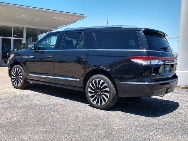 used 2022 Lincoln Navigator L car, priced at $81,500