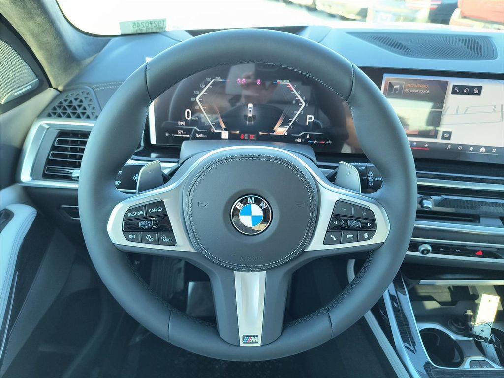 new 2026 BMW X7 car, priced at $100,170