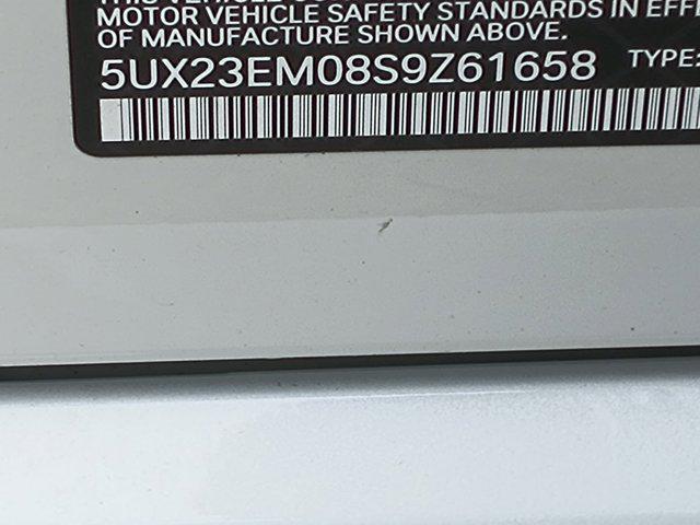 new 2025 BMW X7 car, priced at $99,380