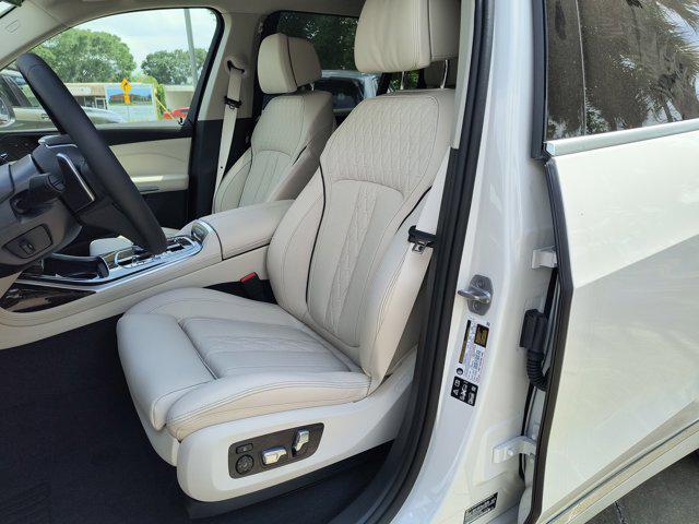 new 2025 BMW X7 car, priced at $99,380