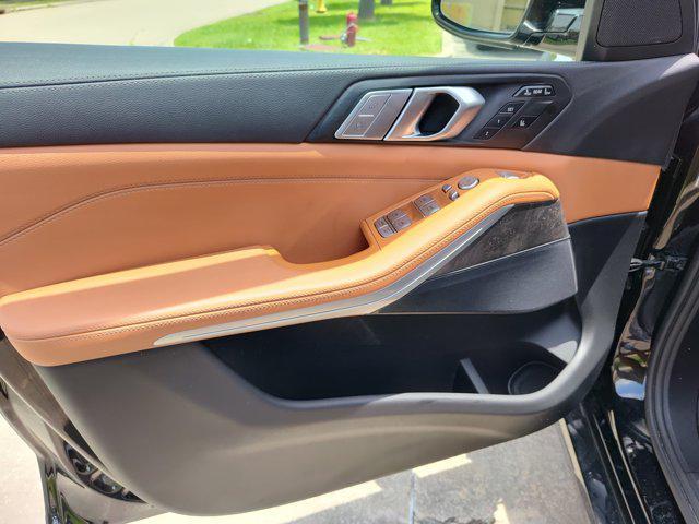 used 2022 BMW X7 car, priced at $54,988