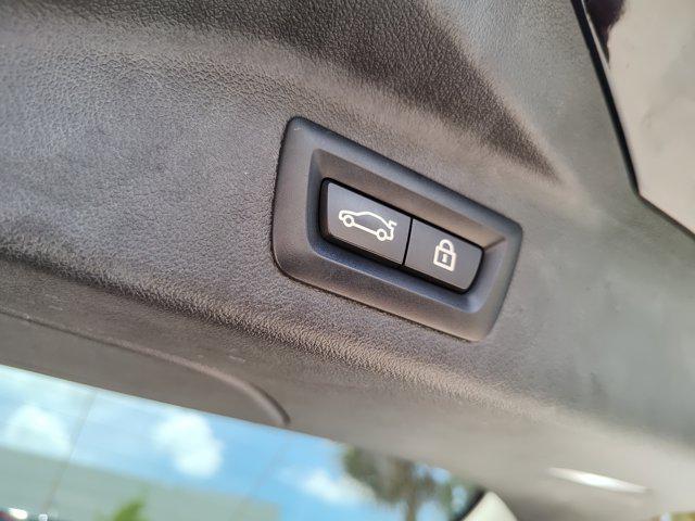 used 2022 BMW X7 car, priced at $54,988