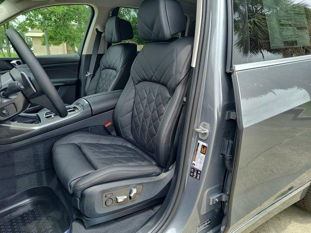 new 2026 BMW X7 car, priced at $95,210