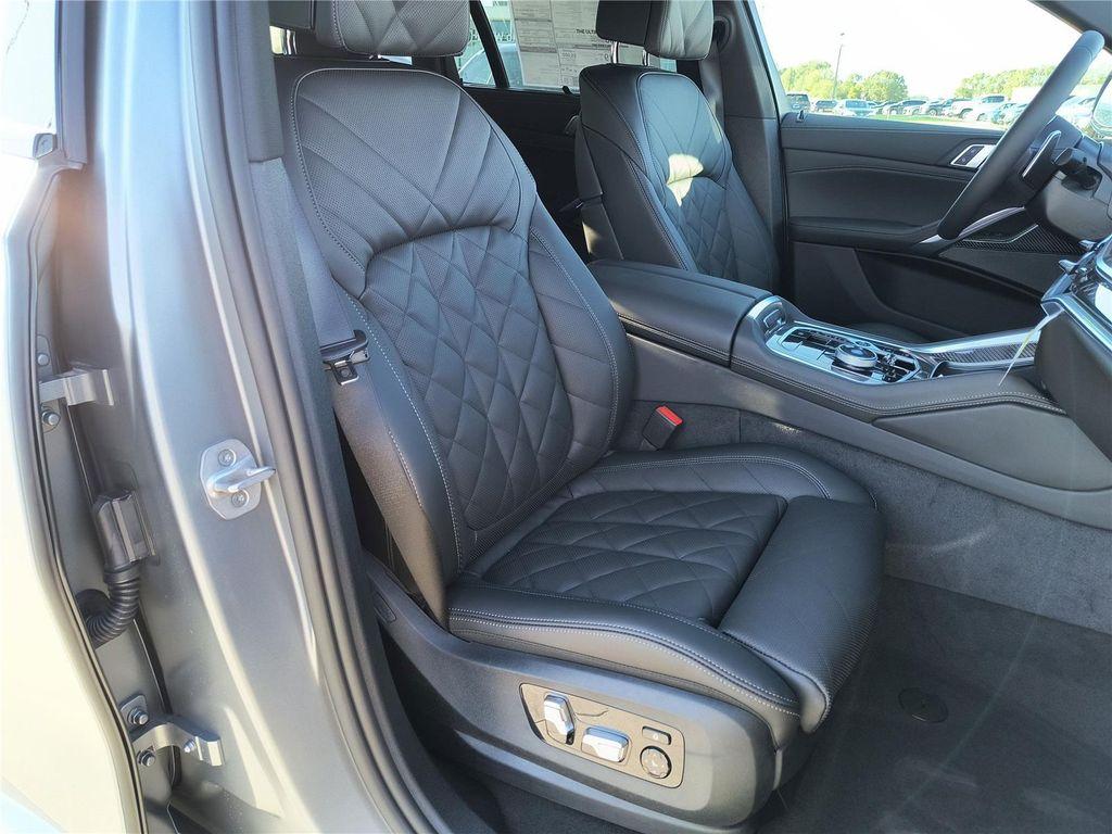 new 2026 BMW X6 car, priced at $111,925