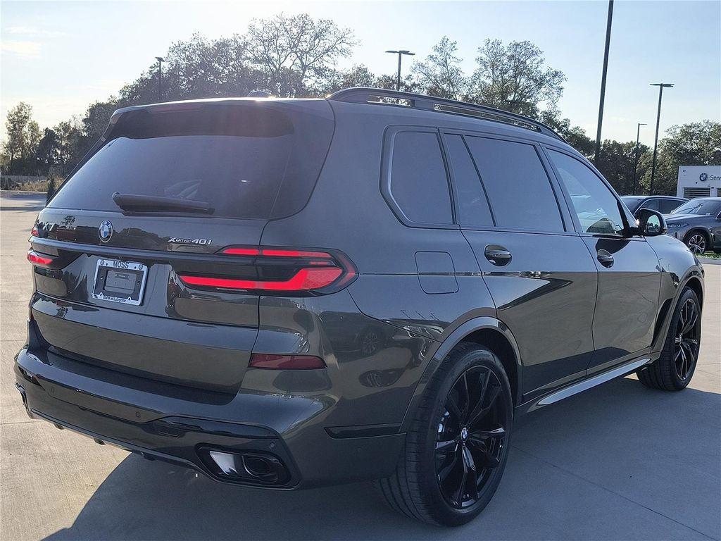 new 2026 BMW X7 car, priced at $102,125