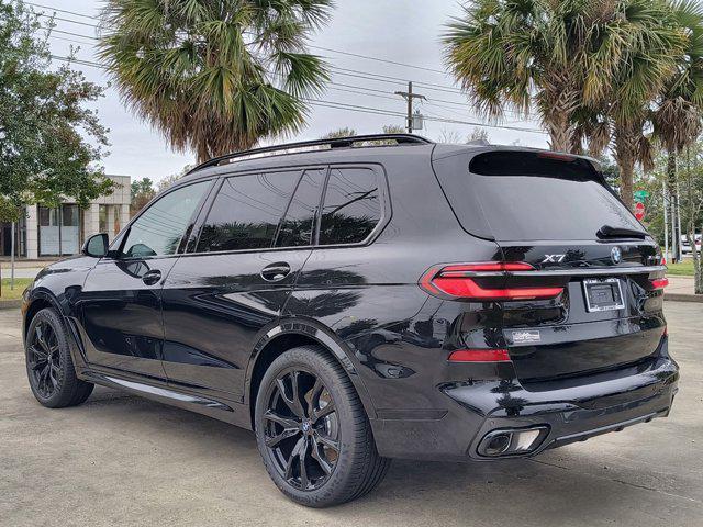 new 2025 BMW X7 car, priced at $100,685