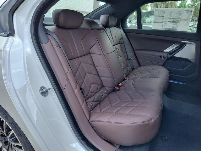 new 2025 BMW 760 car