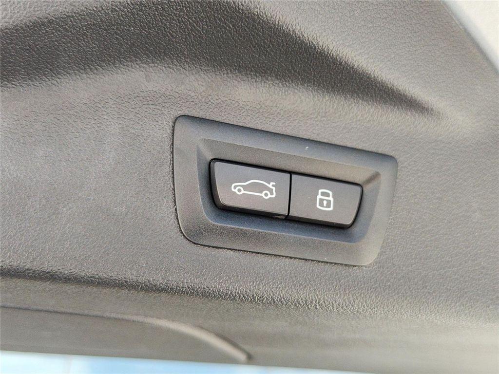 used 2025 BMW X7 car, priced at $68,790