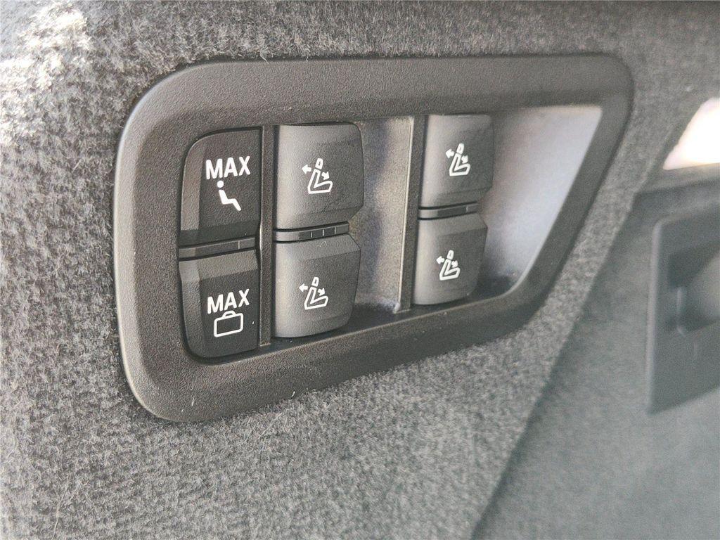 used 2025 BMW X7 car, priced at $68,790