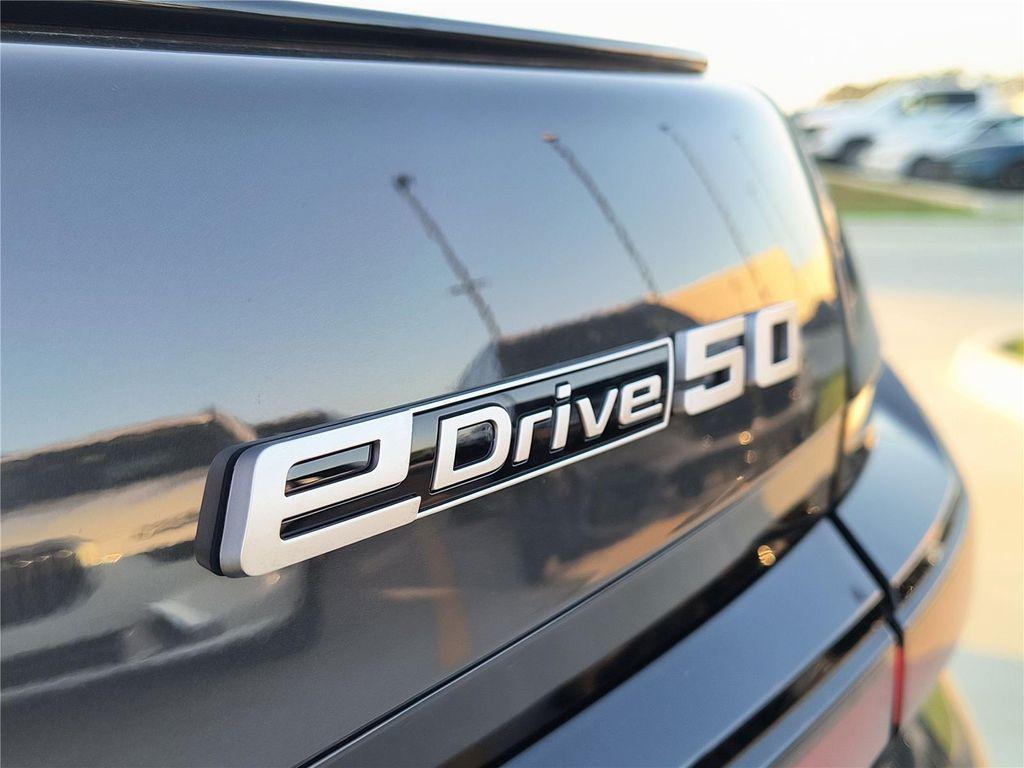 new 2026 BMW i7 car, priced at $125,525