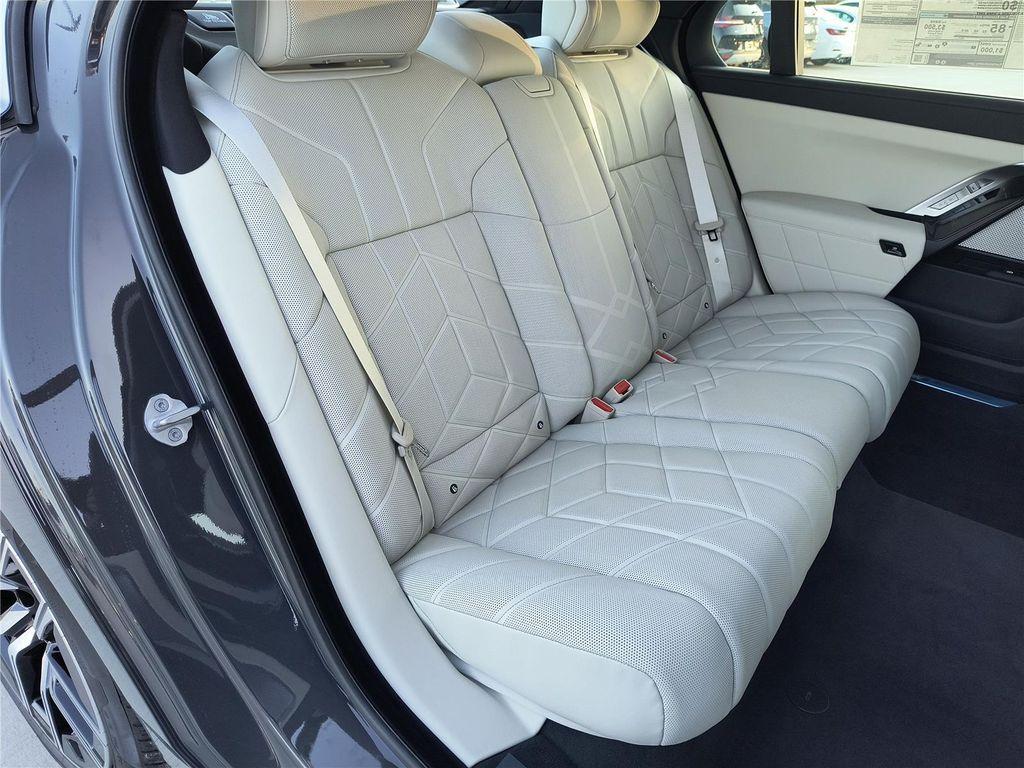 new 2026 BMW i7 car, priced at $125,525