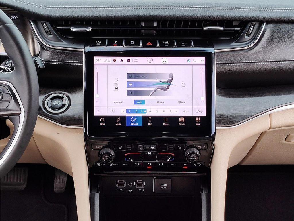 used 2023 Jeep Grand Cherokee car, priced at $28,970