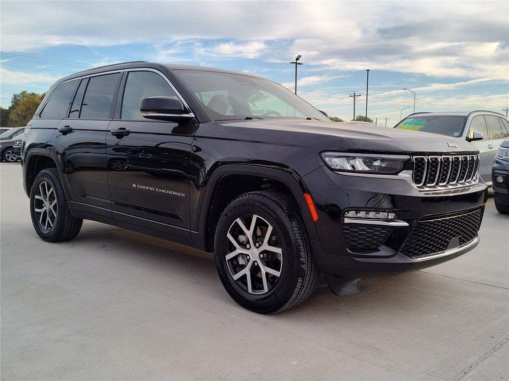 used 2023 Jeep Grand Cherokee car, priced at $28,970