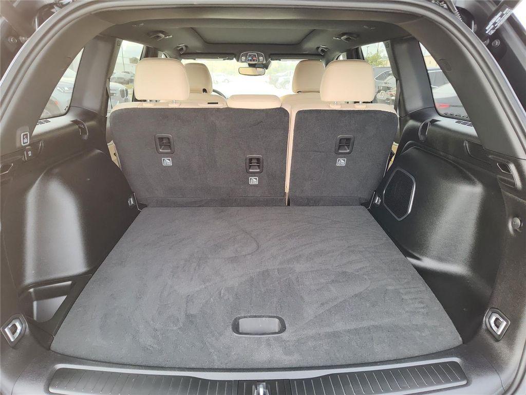 used 2023 Jeep Grand Cherokee car, priced at $28,970