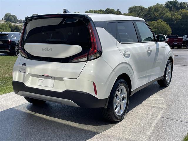 new 2025 Kia Soul car, priced at $22,685