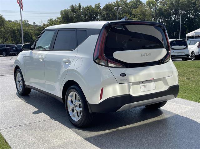 new 2025 Kia Soul car, priced at $22,685