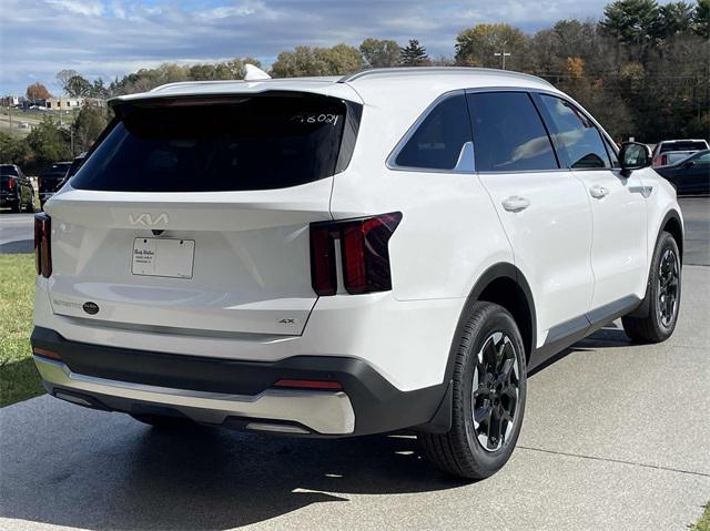 new 2025 Kia Sorento car, priced at $40,335