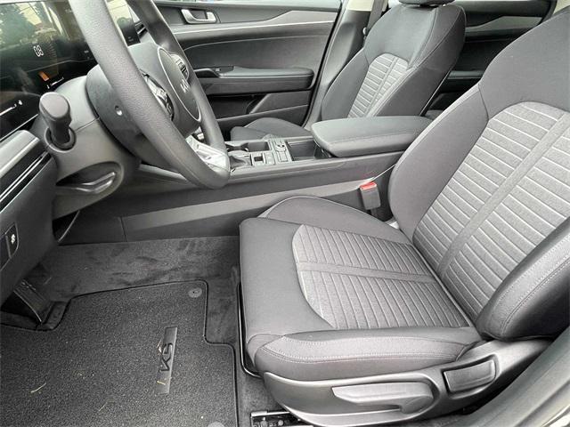 new 2025 Kia K5 car, priced at $28,550
