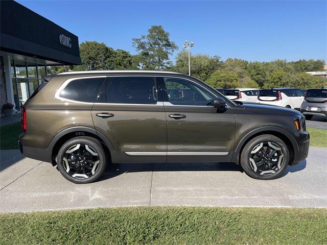 new 2025 Kia Telluride car, priced at $41,570