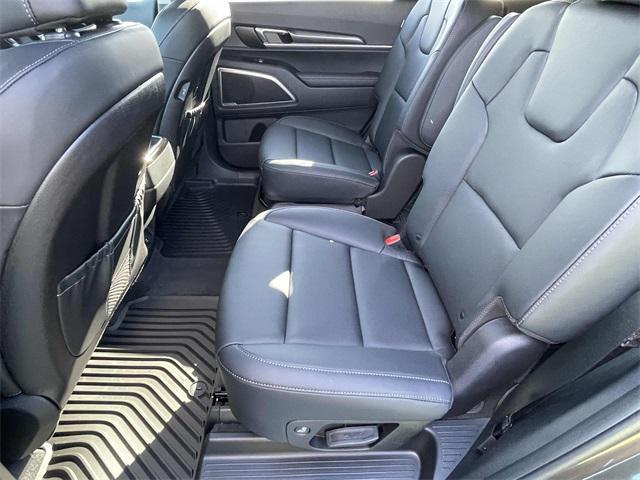 new 2025 Kia Telluride car, priced at $41,570