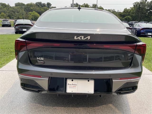 new 2025 Kia K5 car, priced at $33,121