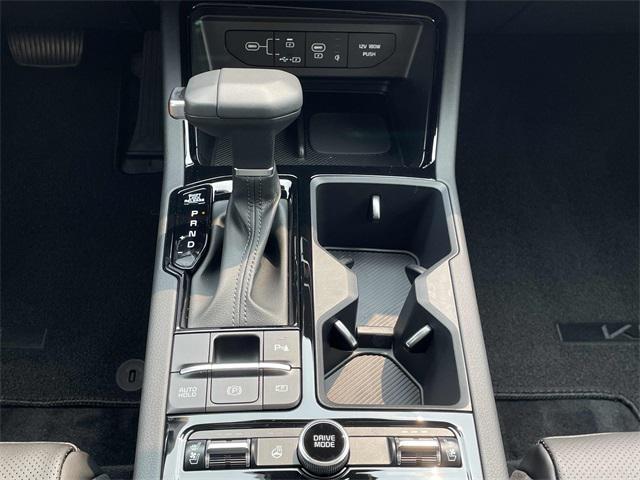 new 2025 Kia K5 car, priced at $33,121
