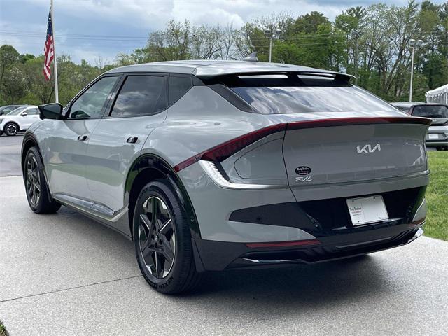 new 2025 Kia EV6 car, priced at $52,335