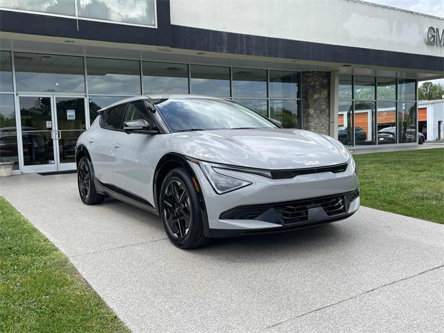new 2025 Kia EV6 car, priced at $52,335