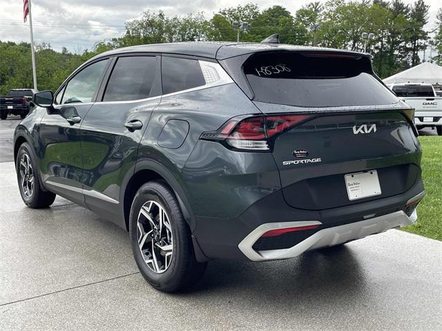 new 2025 Kia Sportage car, priced at $29,355