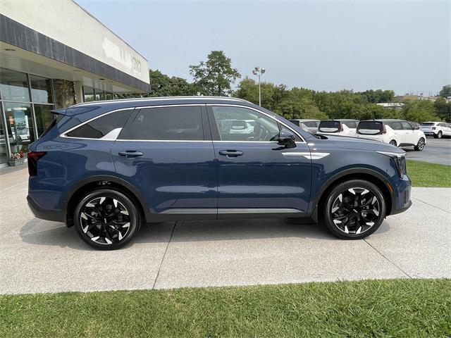 new 2025 Kia Sorento car, priced at $39,151