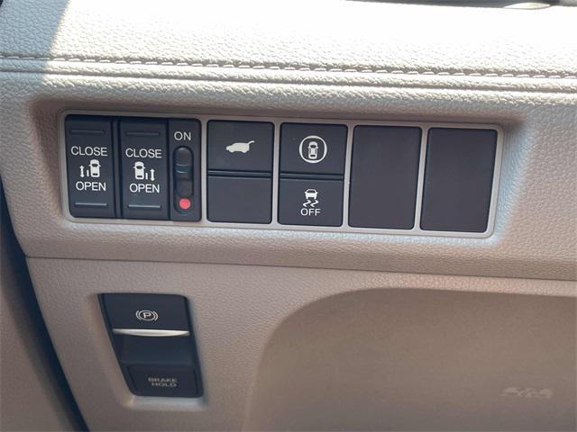 used 2022 Honda Odyssey car, priced at $31,559