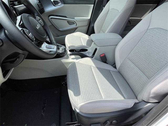 new 2025 Kia Soul car, priced at $25,363