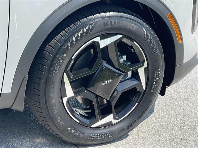 new 2026 Kia Sportage car, priced at $31,542