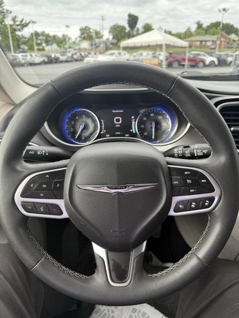 used 2023 Chrysler Pacifica car, priced at $25,987