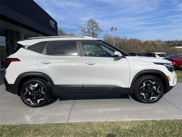 new 2026 Kia Seltos car, priced at $27,414