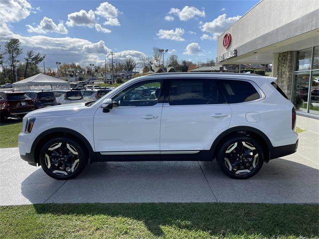 new 2025 Kia Telluride car, priced at $45,905